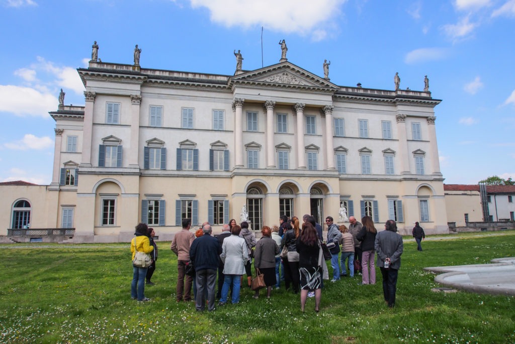 VISITE GUIDATE IN VILLA TITTONI